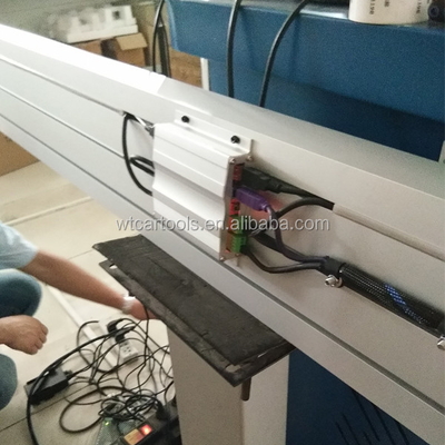صفحه نمایش 22 اينچ 80 کيلوگرم ماشين تراز کردن لاستیک با دوربین 2 تا 5 مگاپيکسلي
