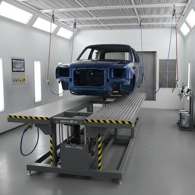 اتاق رنگ اتوماتیک با ارتفاع بنچ تنظیم شده 40cm تا 118cm پایه ساختار فولادی 300mm و اجزای کنترل شنایدر